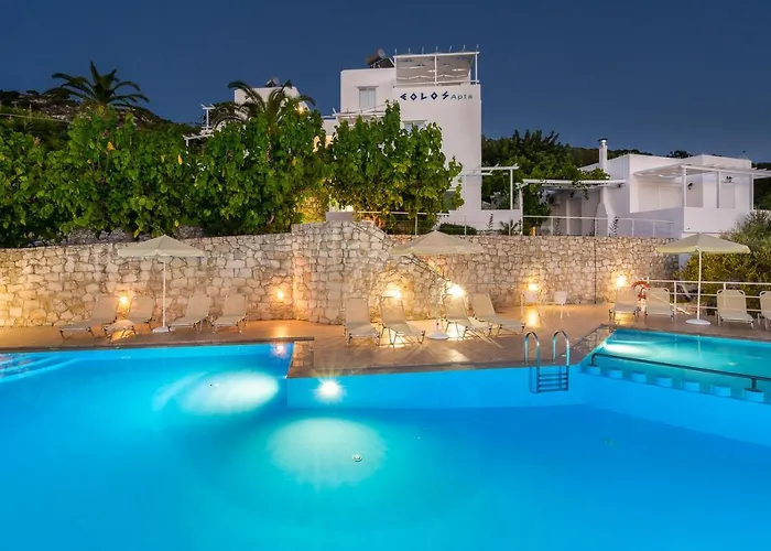 Eolos Apartmanhotel Hriszí Aktí Haniá